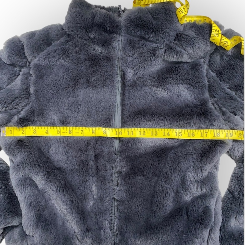 C1-16 Patagonia XS Woman’s Lunar Frost Jacket - Picture 4 of 11